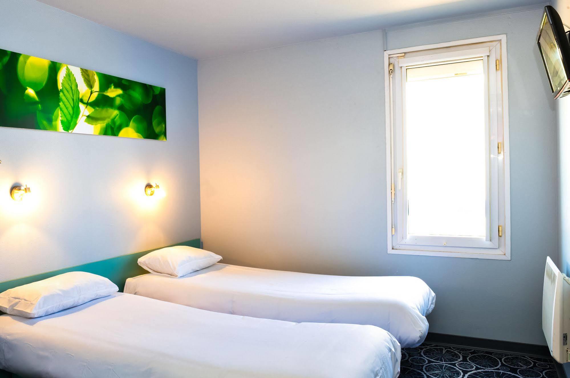 Brit Hotel Macon Nord Autoroute Du Soleil Экстерьер фото