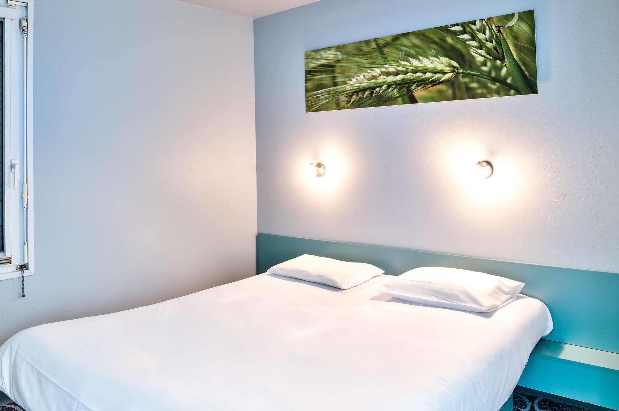 Brit Hotel Macon Nord Autoroute Du Soleil Экстерьер фото